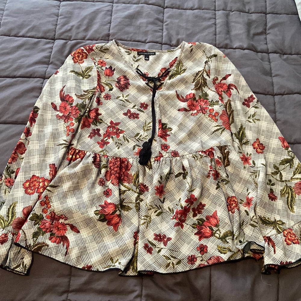 Long Sleeve Floral Blouse